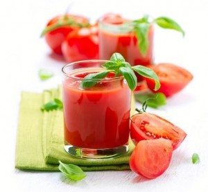 zumo de tomate